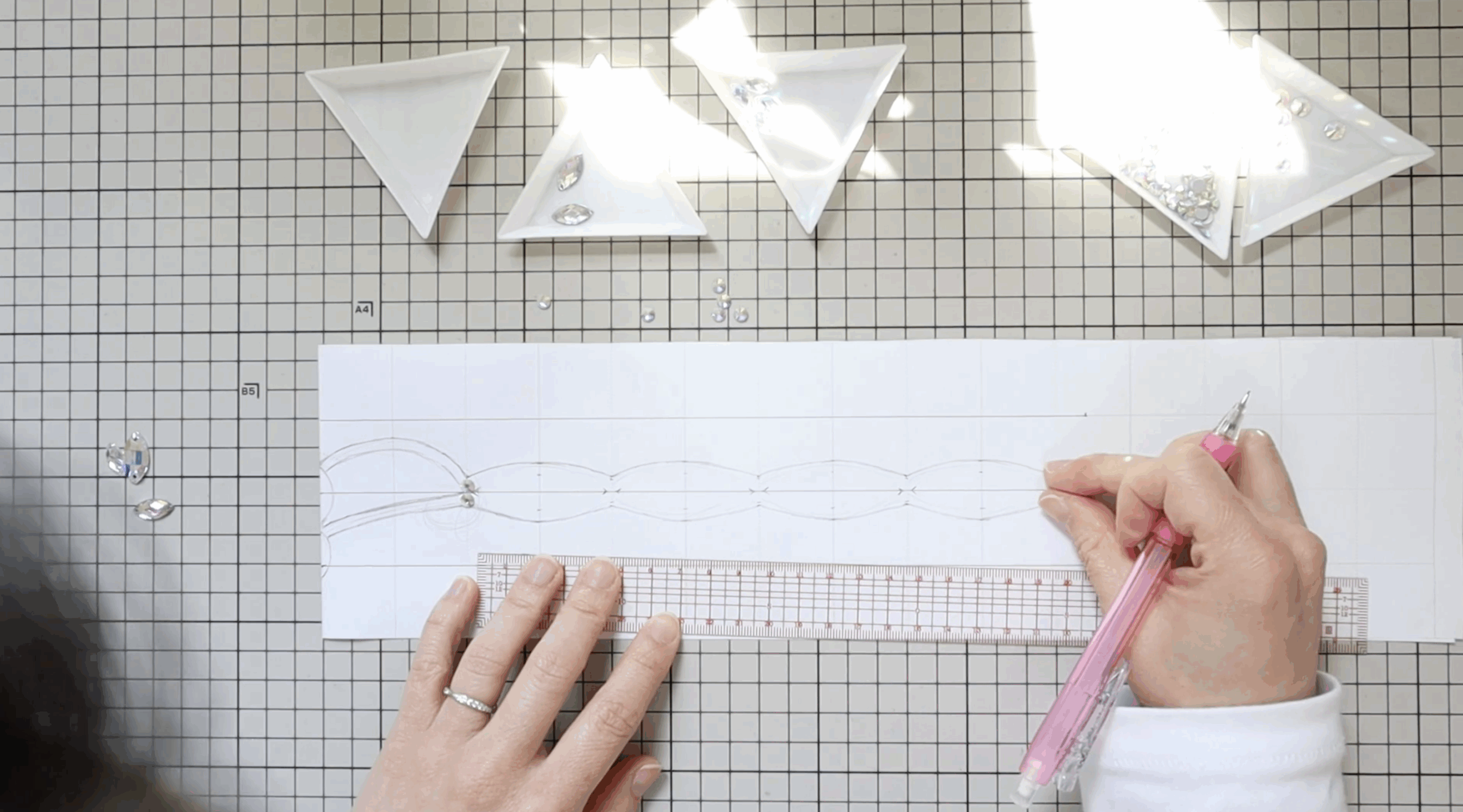 pattern-making-of-head-jewelry - SPARKLY BELLY